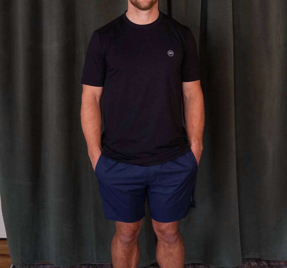 NEW TRAVIS MATTHEW men's wanderlust e-waist short in mood indigo